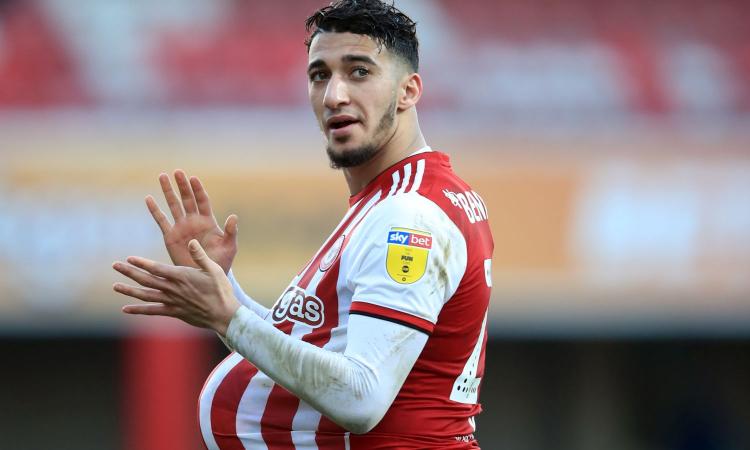 Aston Villa: marcia indietro per Benrahma