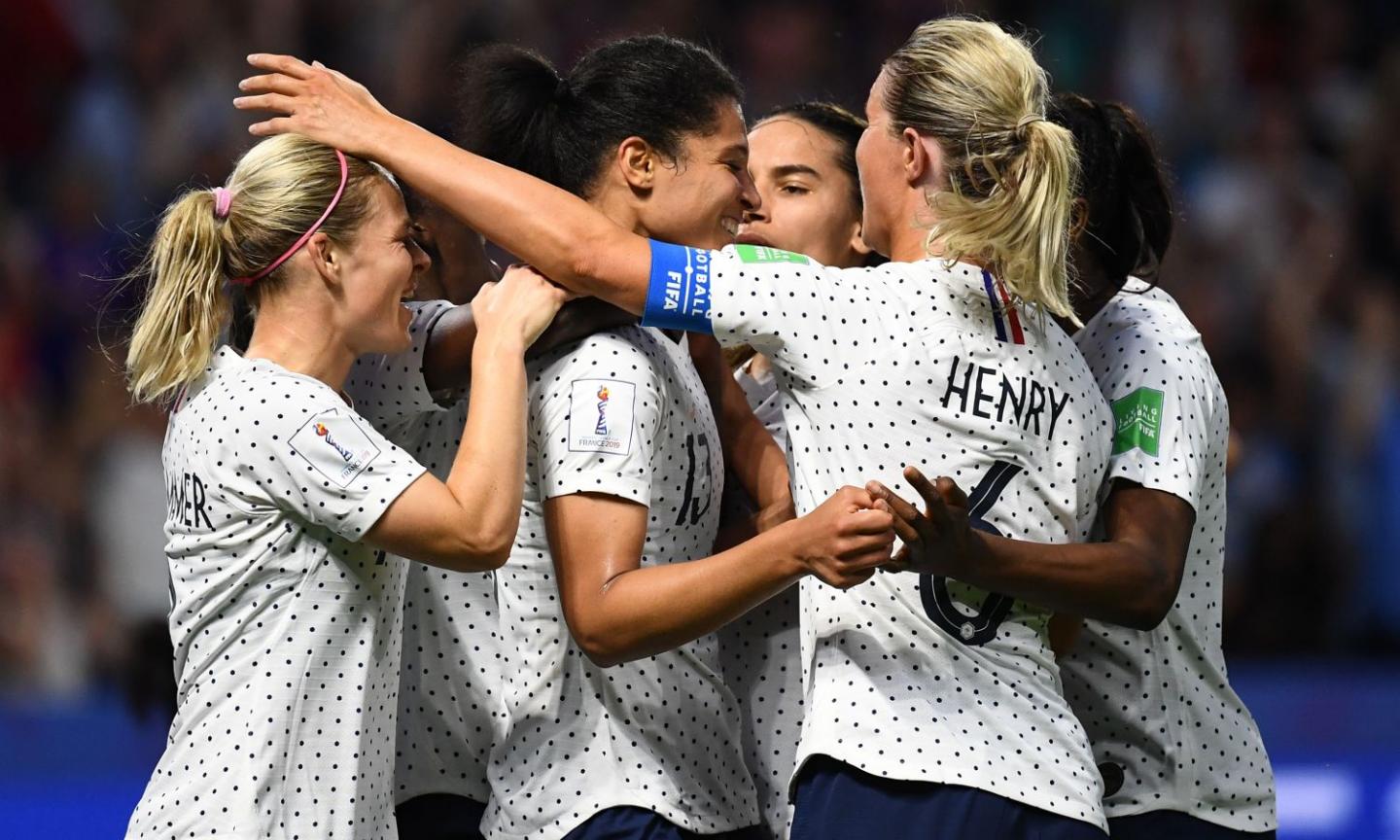 Mondiali femminili, esulta la Francia. Thaisa non basta, Brasile eliminato