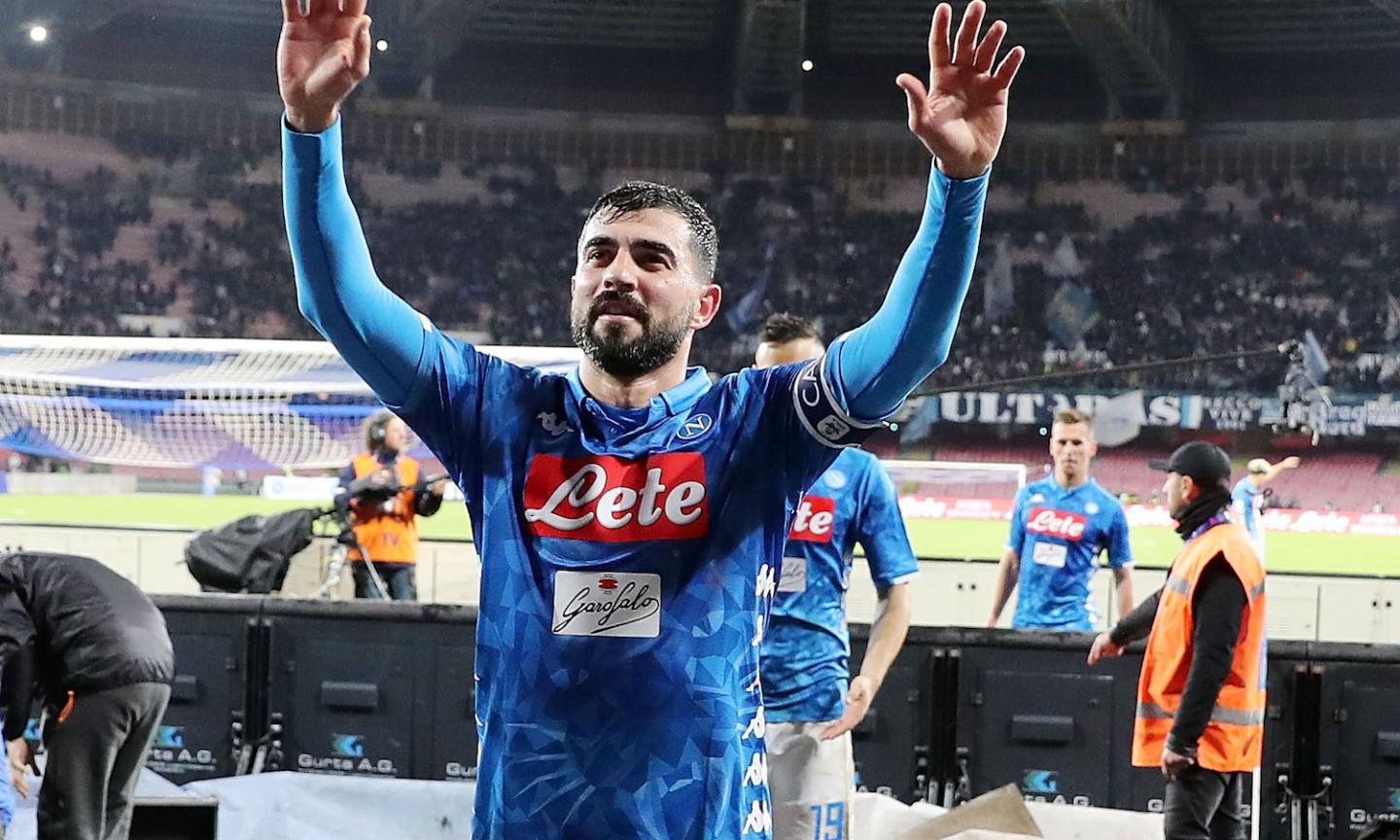 Albiol: 'Strange to imagine Sarri at Juventus; I do not like it...'