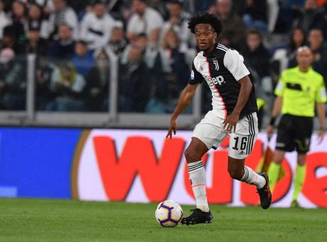 Juve, può essere Cuadrado l'erede di Cancelo: tra il nodo rinnovo e l'idea di Sarri, i dettagli
