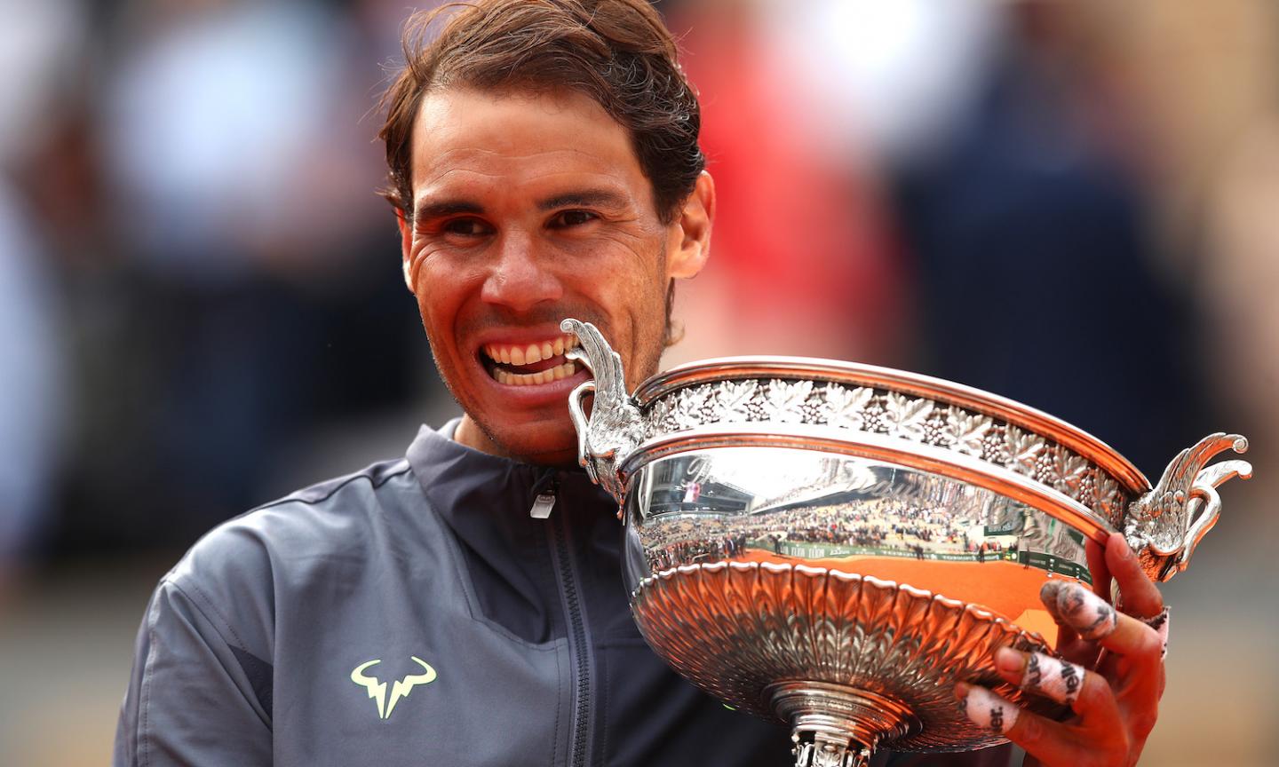 Nadal è imbattibile: supera di nuovo Thiem e vince il 12° Roland Garros VIDEO