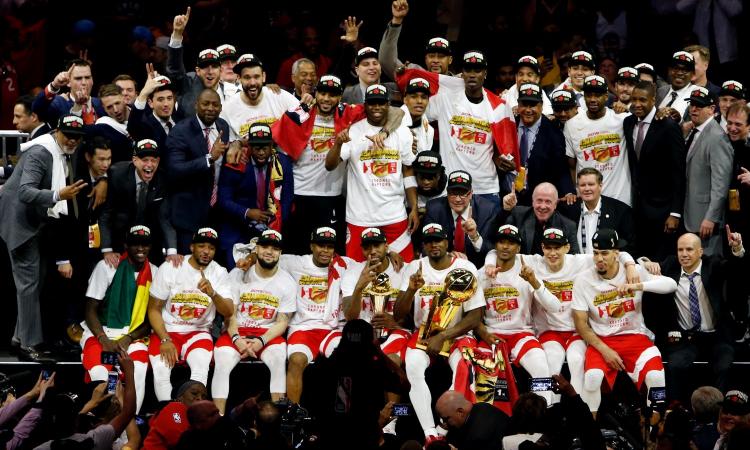 Toronto Raptors campioni NBA, l'Inter fa i complimenti al nerazzurro Scariolo