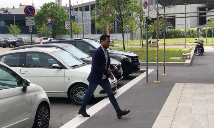 Milan, l'agente di Sensi in sede: 'Con Maldini è andata benissimo'