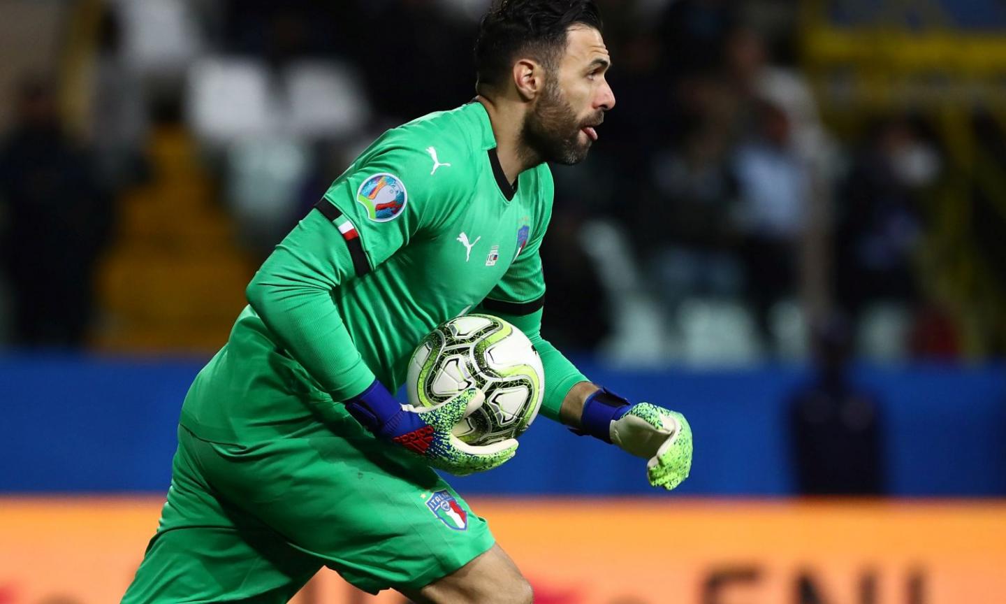 Roma, Petrachi tenta Sirigu