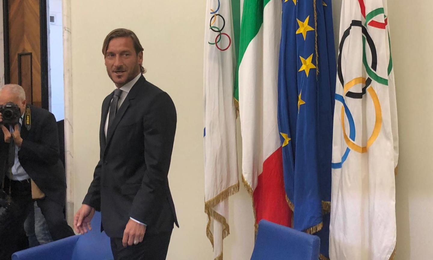 Roma-Milan, c'è anche Totti all'Olimpico