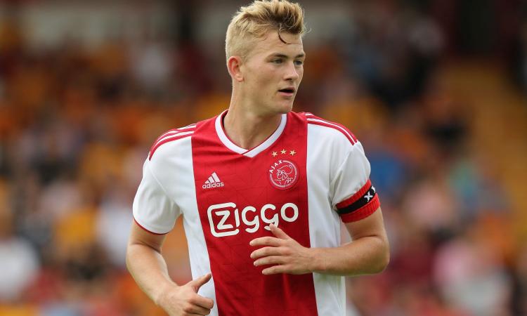 Ajax, Ten Hag saluta De Ligt: 'Cessione inevitabile, è un fenomeno'