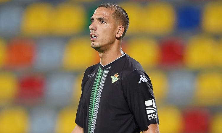 Il Betis Siviglia chiede 30 milioni per Pau Lopez: la Roma offre una contropartita
