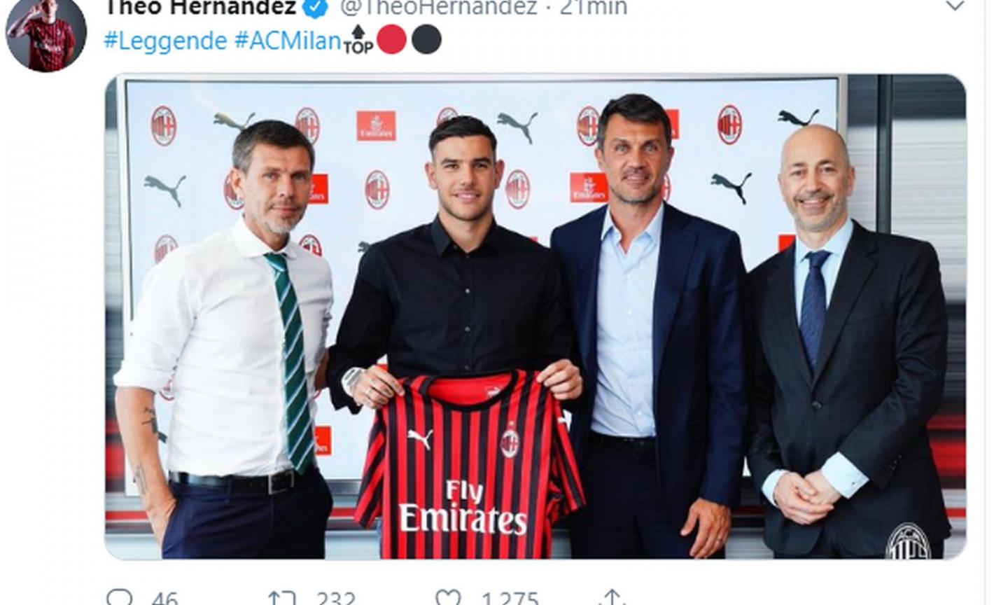 Milan, Theo Hernandez e la foto con Boban e Maldini: 'Leggende'