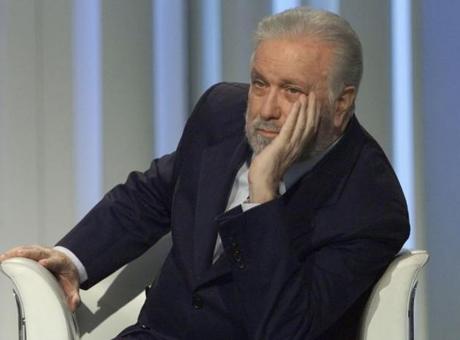 La Buonanotte di Bernardini: addio a De Crescenzo, filosofo amante di Sarri e Maradona. Quella notte a Napoli...
