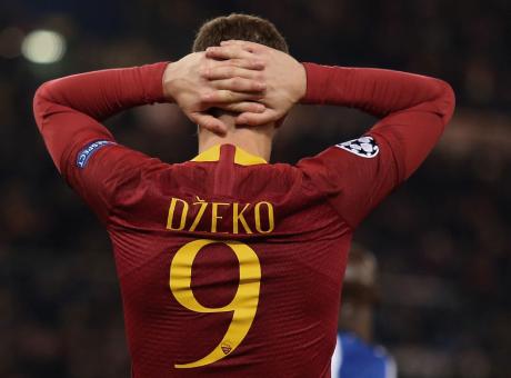 Dzeko è l'attaccante che Conte non ha. Due gol con la Roma, aspettando l'Inter