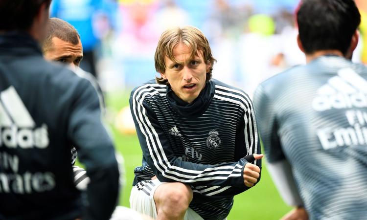 1969, il 'Moon day' in musica: la nuova luna del Milan sarà Modric?