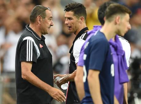 Juve, Sarri schiavo di CR7: così diventa più debole agli occhi della squadra