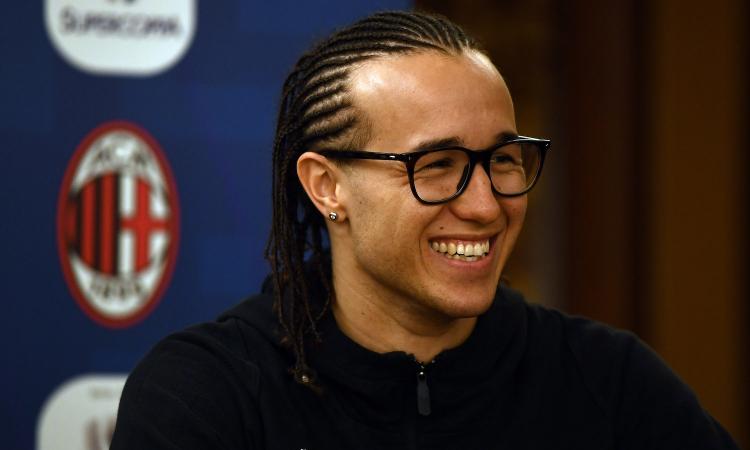 Milan, l'Atalanta è in pole per Laxalt: domani incontro decisivo a Bergamo