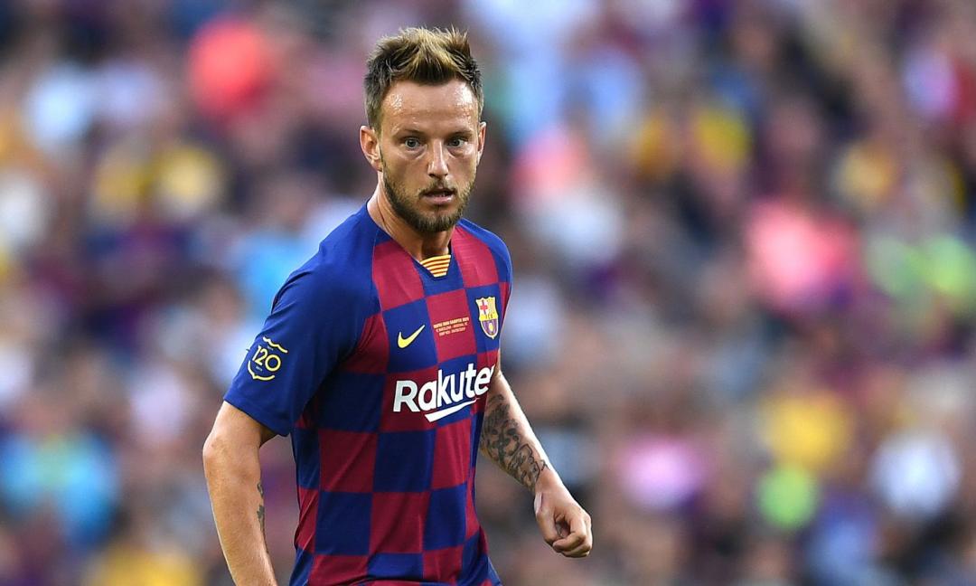 Lo strano mercato sulla carta del Milan