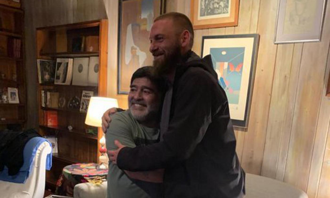 De Rossi a casa di Maradona: 'Ti aspetto alla Bombonera'