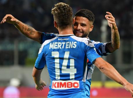 Juvemania: Napoli, ma che rigore ti hanno dato? Se lo fischiavano alla Juve serviva la NATO!