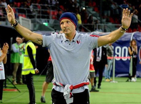 Bologna, Mihajlovic carica i giocatori coi film: ecco la lista completa