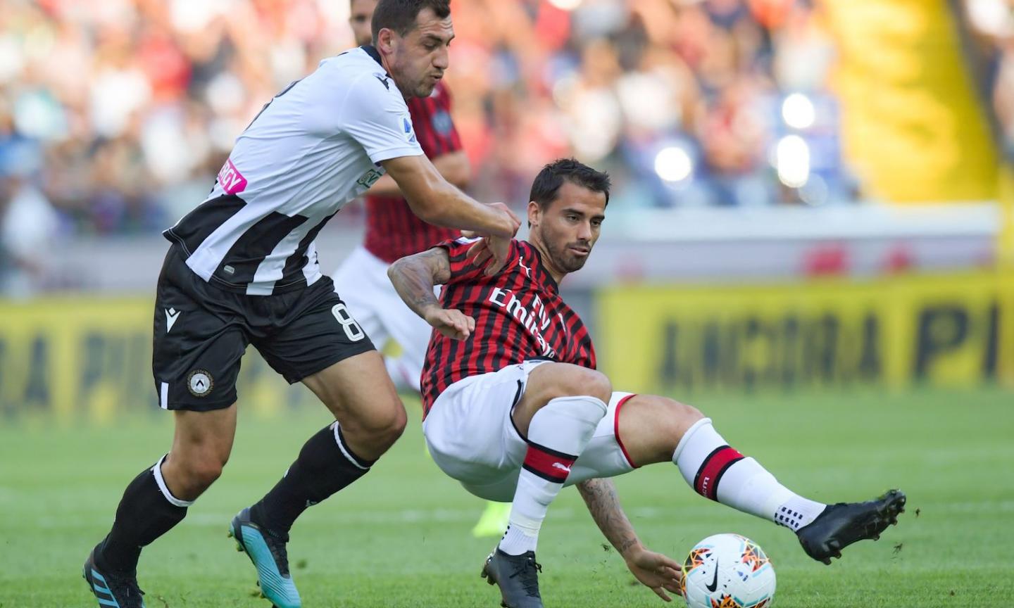 From the market to the pitch: AC Milan change for Suso