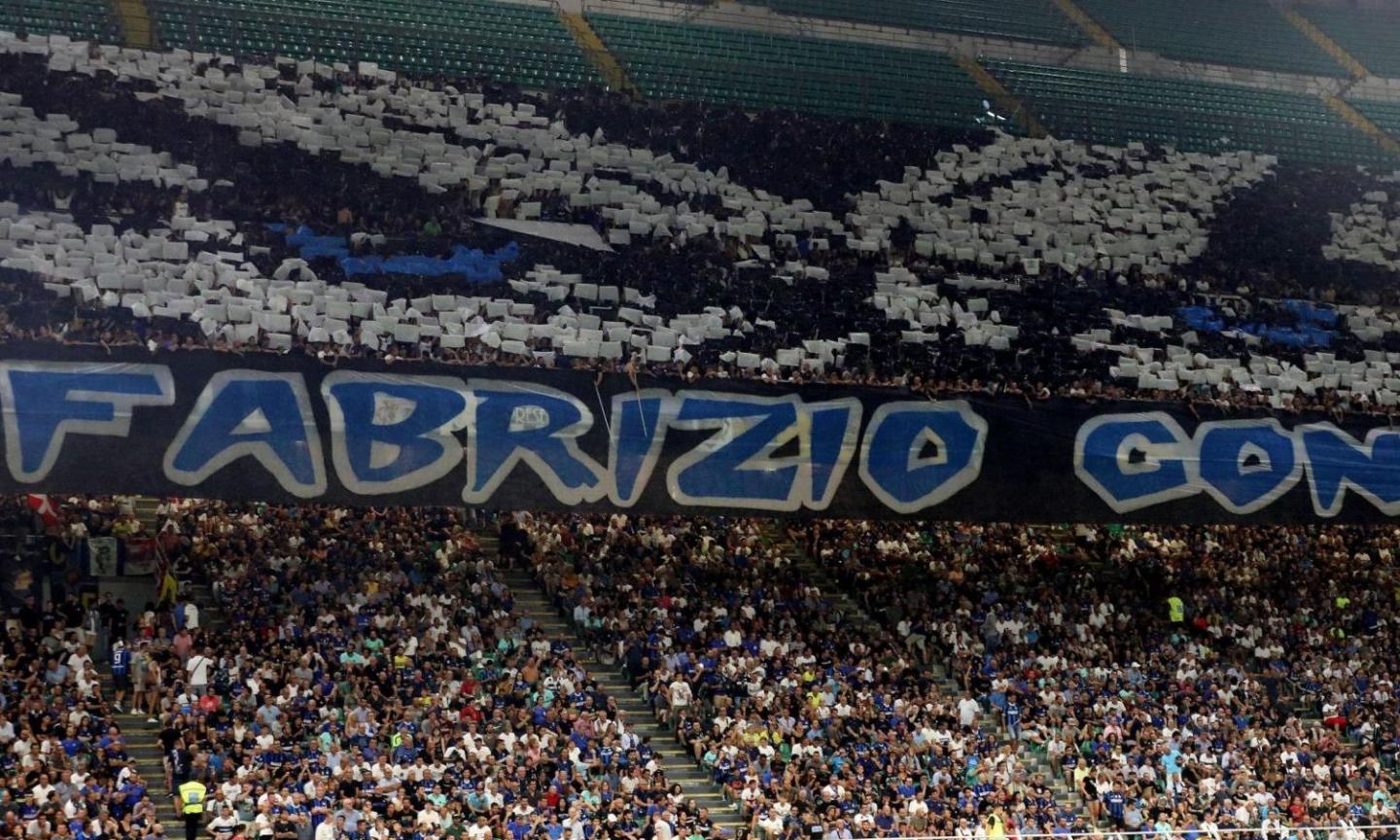 Inter-Lazio, tifoserie unite nel ricordo di Diabolik: l'omaggio della Curva Nord