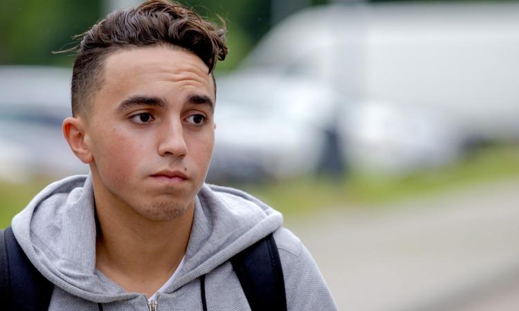 Nouri, tre anni fa l'esordio nell'Ajax, nel 2017 il malore: non mollare Appie!