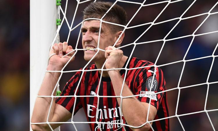 Milan-Lecce, le formazioni ufficiali: Calhanoglu esterno, out Piatek