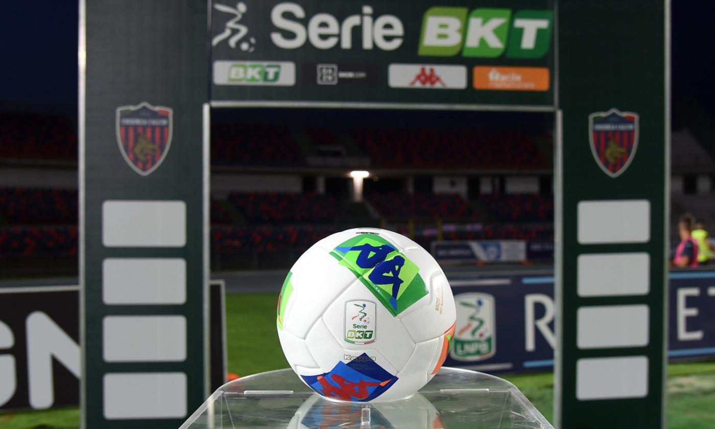 Il pallone della Serie BKT 2023-2024