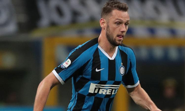Inter, de Vrij e quel tentativo del Barça: la risposta da una 'lista' firmata Conte