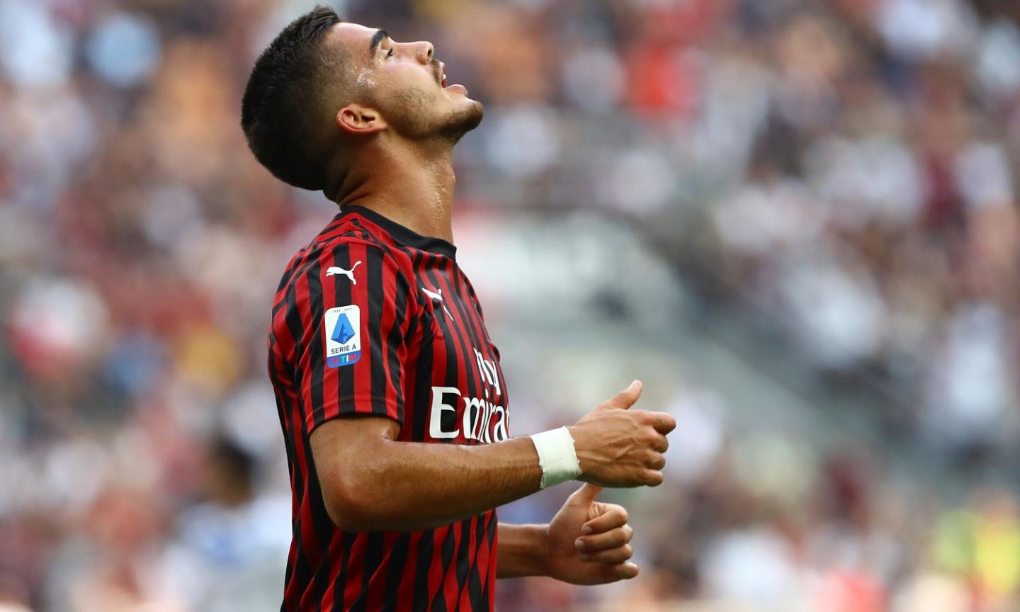 L'incredibile estate dell'invendibile André Silva: cessione col brivido e può tornare al Milan