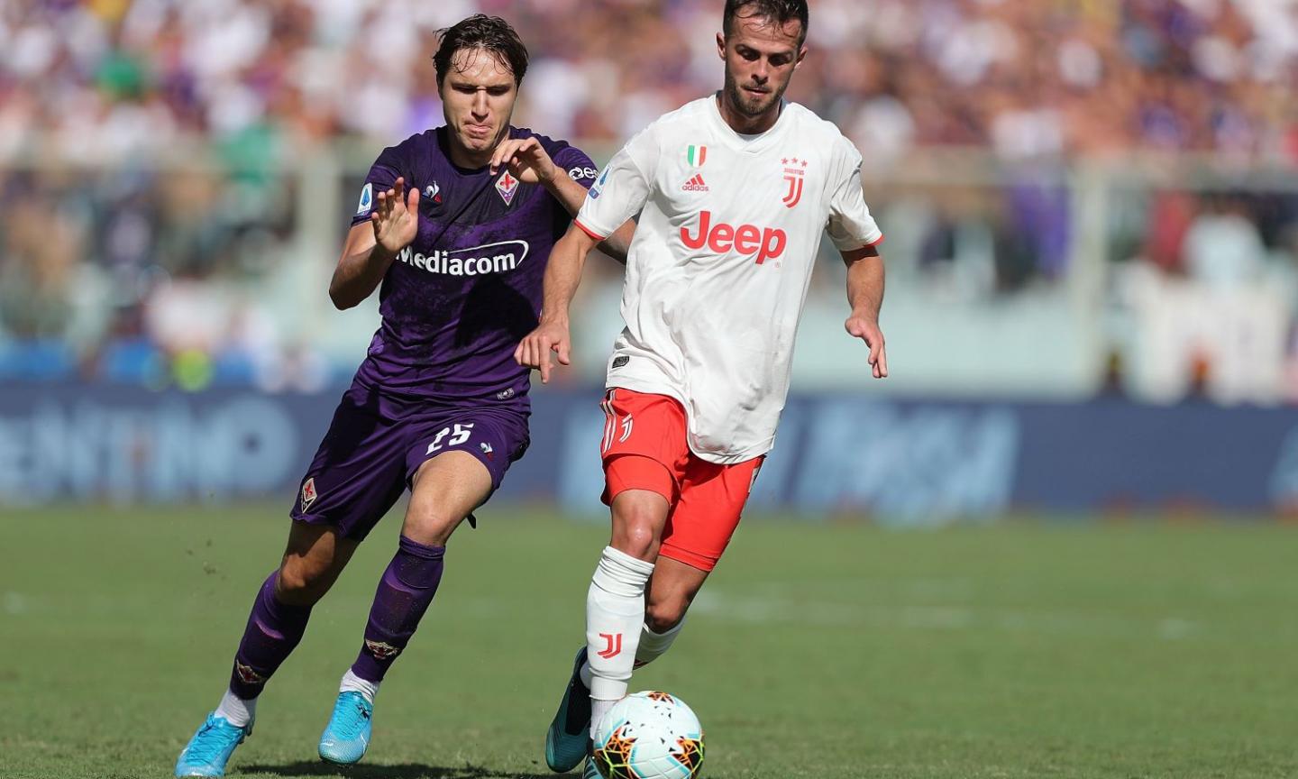 Juventus and Inter still hot on the trail of Fiorentina starlet Chiesa