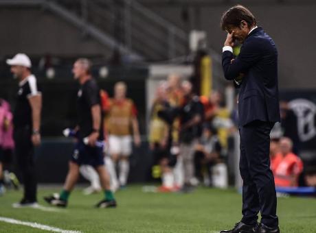 Inter, Conte durissimo: 'Non è questo il calcio per cui ci alleniamo, io il primo responsabile' VIDEO