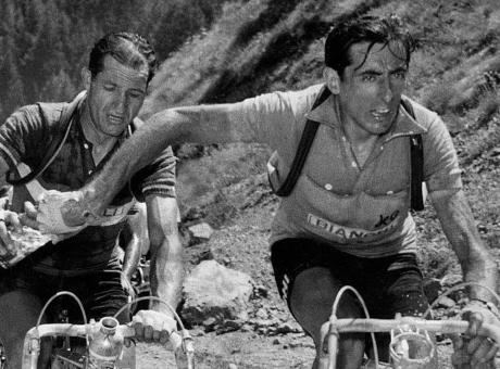 Quella vecchia fotografia con Coppi: 100 anni dell’Airone che non chiuse mai le ali