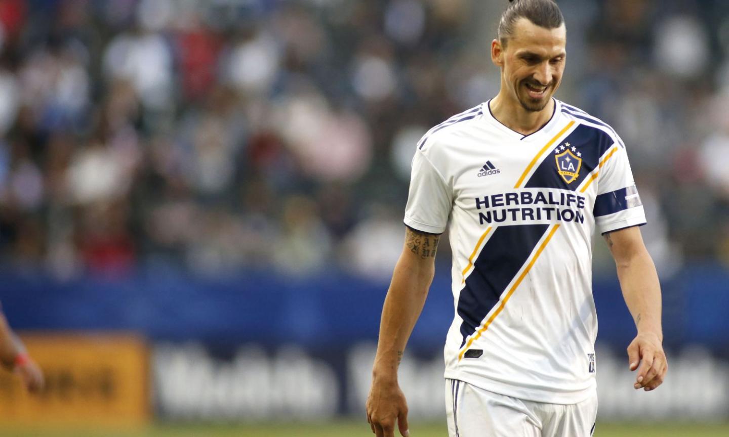 Report: Ibrahimovic has upped his requests in Milan negotiations