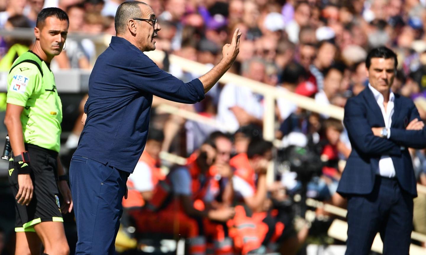 Juve, addio tuta: Sarri in panchina in camicia