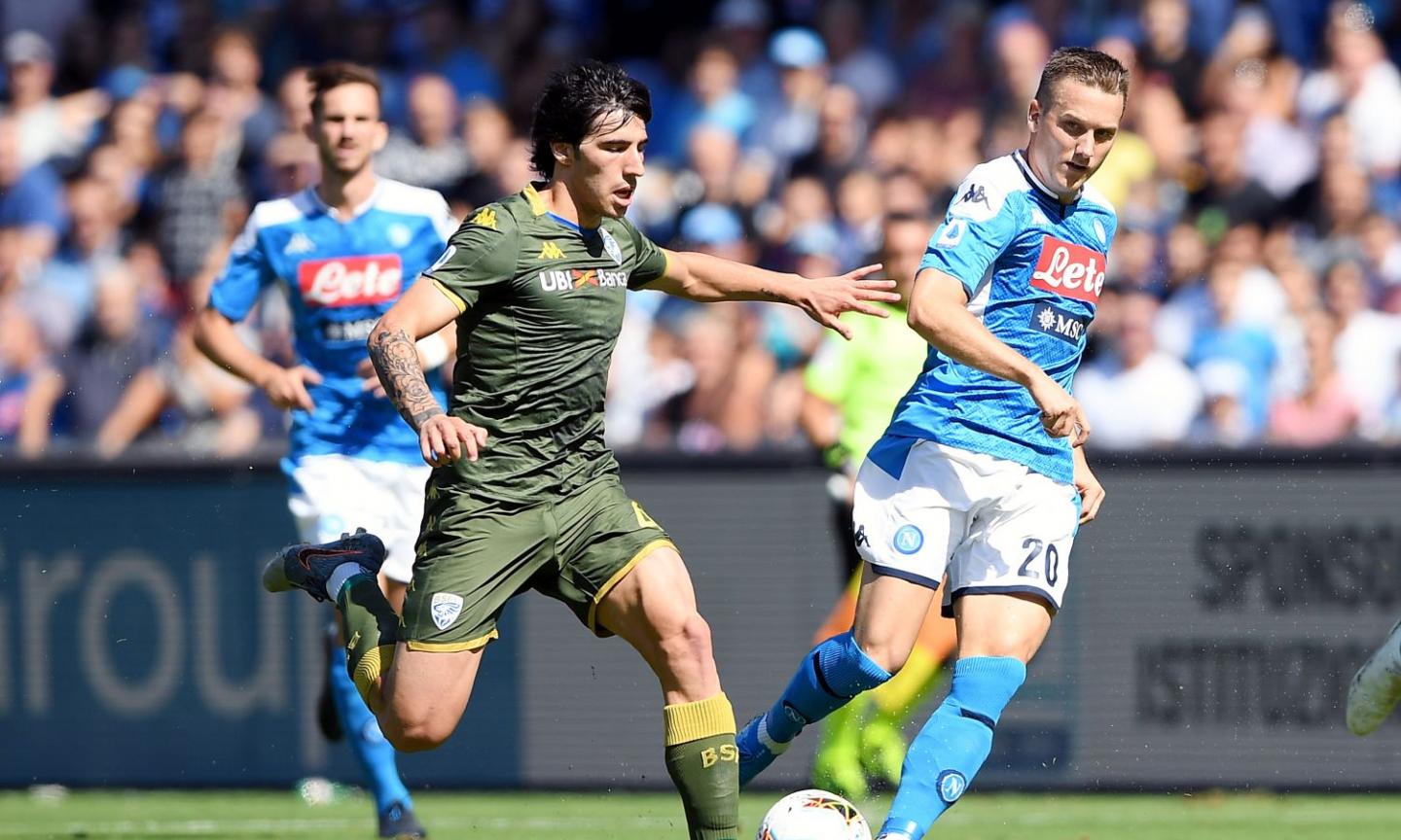 Serie A, la MOVIOLA: annullati gol a Tonali e Luis Alberto, espulso Soriano a fine gara