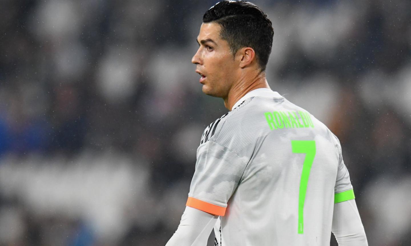 Ronaldo: 'Allenamento per migliorare corpo e mente' FOTO