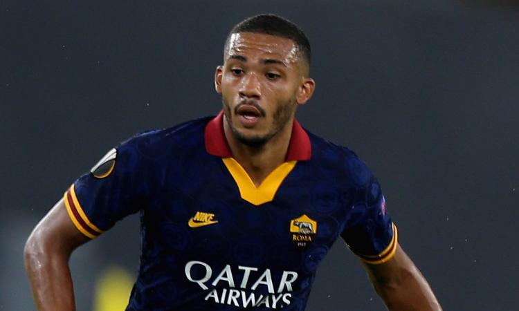 Juan Jesus a CM: 'Pronto a gesti forti contro il razzismo'. Un minorenne lo insulta, interviene il papà: 'Lo punisco io'