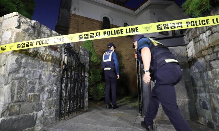 E' morta Sulli, la regina del k-pop vittima di cyberbullismo: i casi J-Ax e Bonucci
