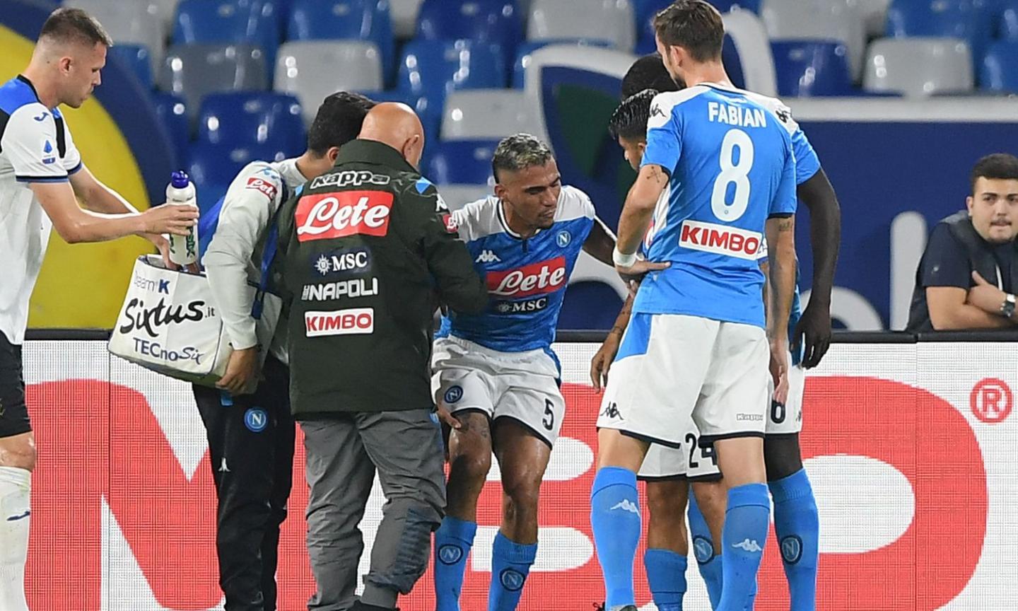 Napoli, Allan va ko: problemi al ginocchio, esce al 10'