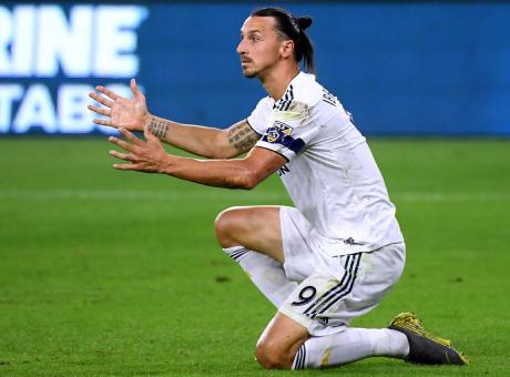 Ibrahimovic si è offerto anche alla Juve a costo zero: la risposta dei bianconeri