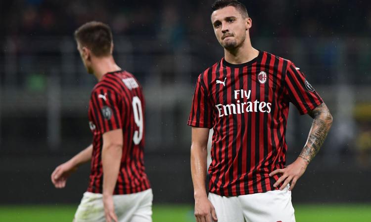 Milan-Lazio, le formazioni ufficiali: Castillejo con Piatek, ci sono Bennacer e Krunic. Gioca Correa