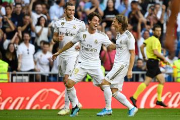 odriozola, real madrid, 2019/20, festeggia, modric, urlo, bale, sorriso