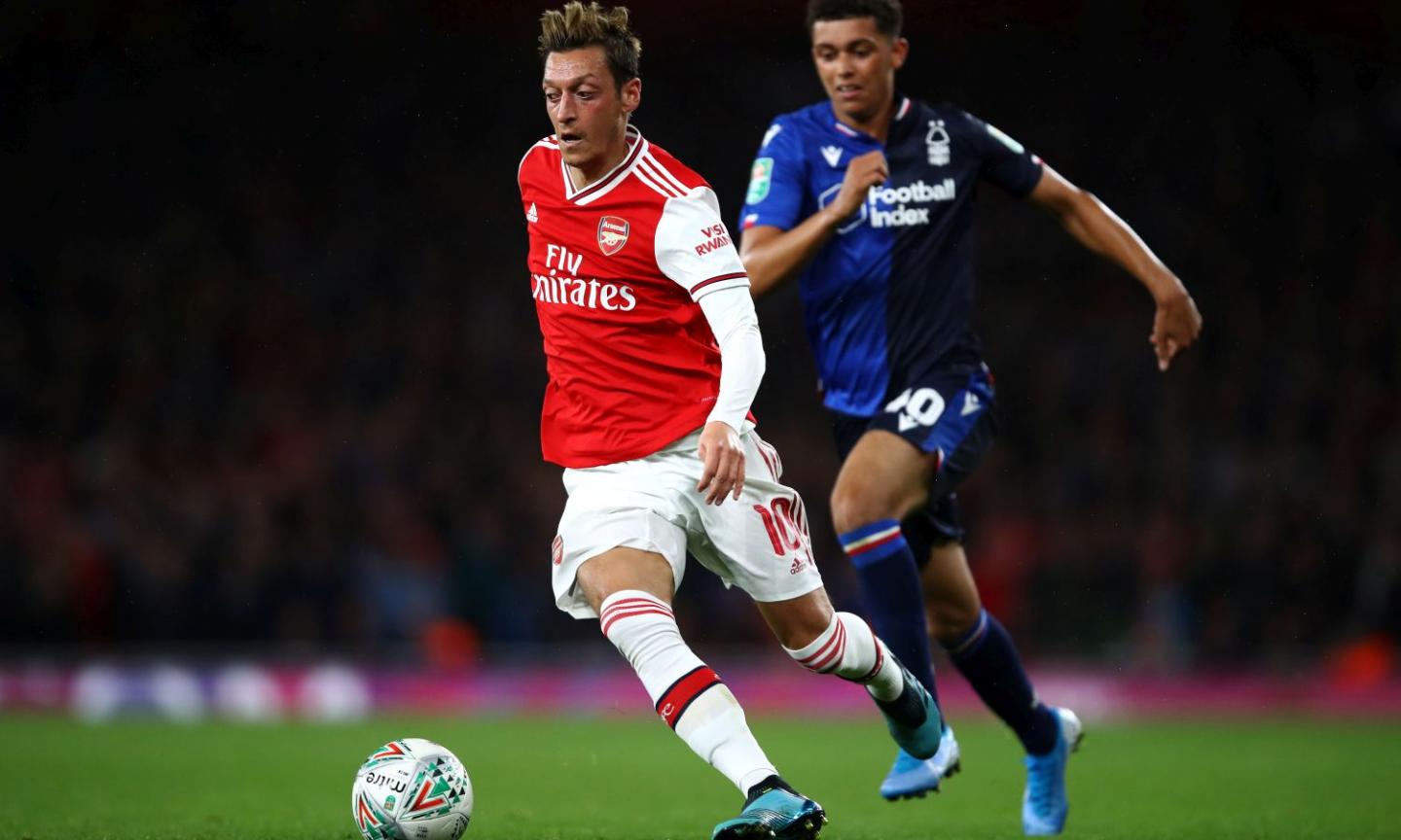 Arsenal, ora Ozil è titolare: ancora in campo contro gli Wolves