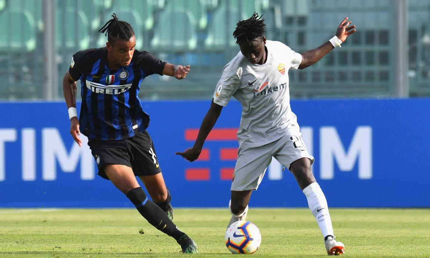 E' arrivato col barcone, pesava 50 chili: l'incredibile favola di Darboe, pronto al debutto in Roma-Milan