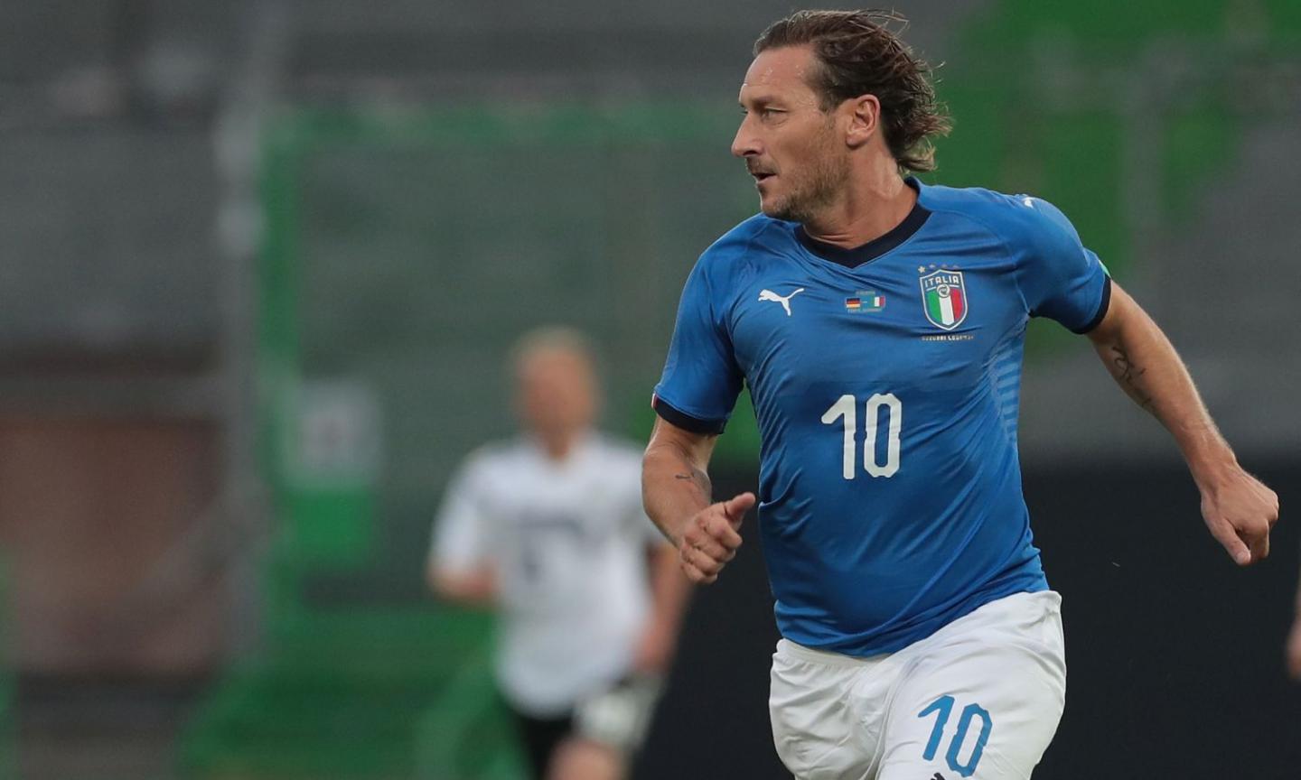 L'Italia del futsal tenta Totti per il Mondiale