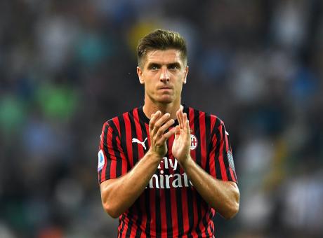 Milan, Pioli difende Piatek e gli affida il problema gol: a Bologna tocca ancora a lui