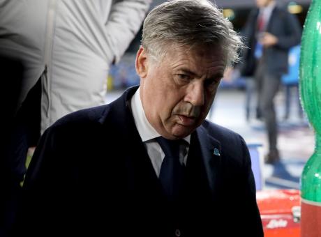 Napoli, Ancelotti non si accontenta: la squadra torna in ritiro