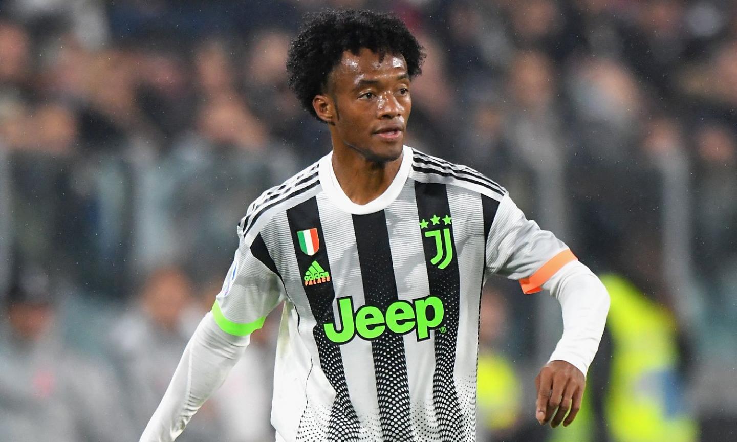 Juve, Cuadrado compie 32 anni: la dedica di sua moglie Melissa 