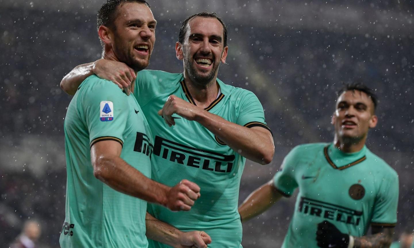 Inter: Godin and Skriniar not at De Vrij's level