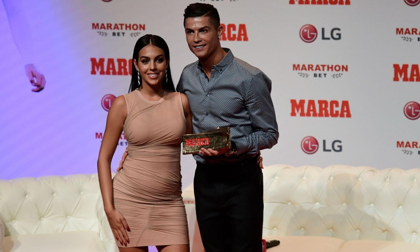 Report: Ronaldo married girlfriend Georgina secretly in Morocco