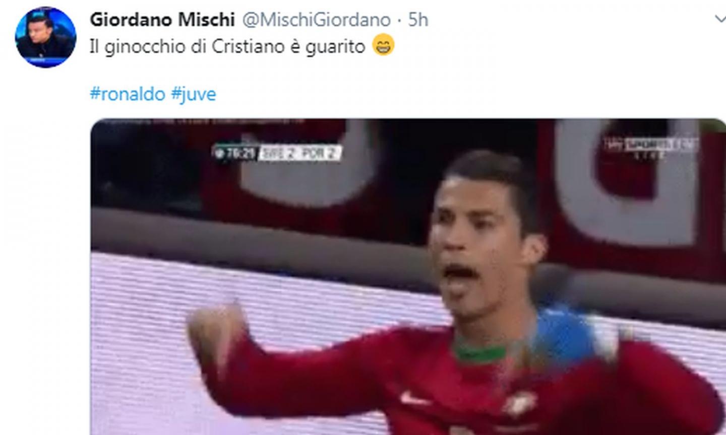 Tripletta Ronaldo con il Portogallo, il web prende in giro Sarri: 'Mica era rotto?' FOTO